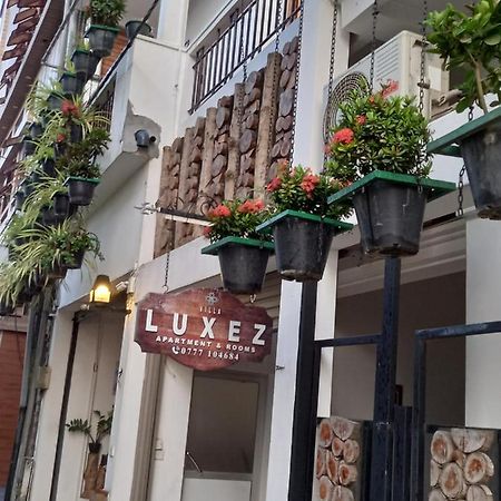 Villa Luxez Kalmunai Exteriör bild