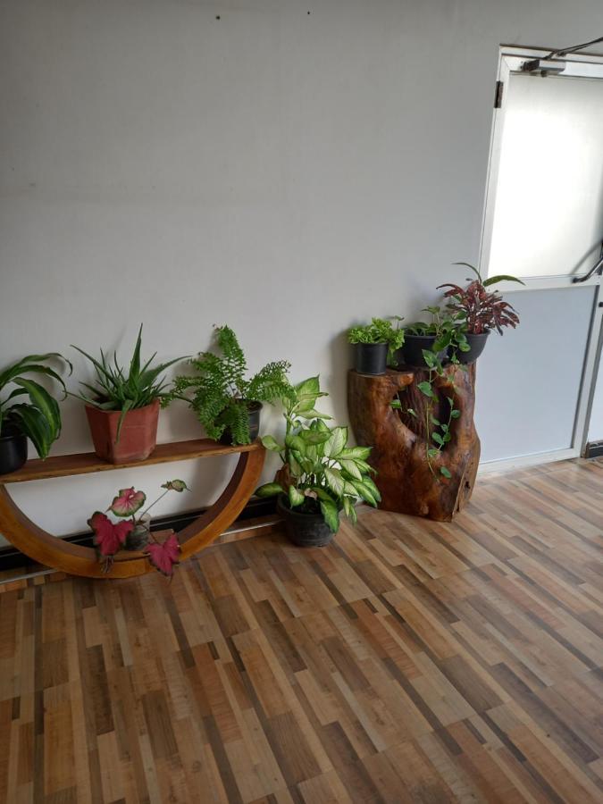 Villa Luxez Kalmunai Exteriör bild