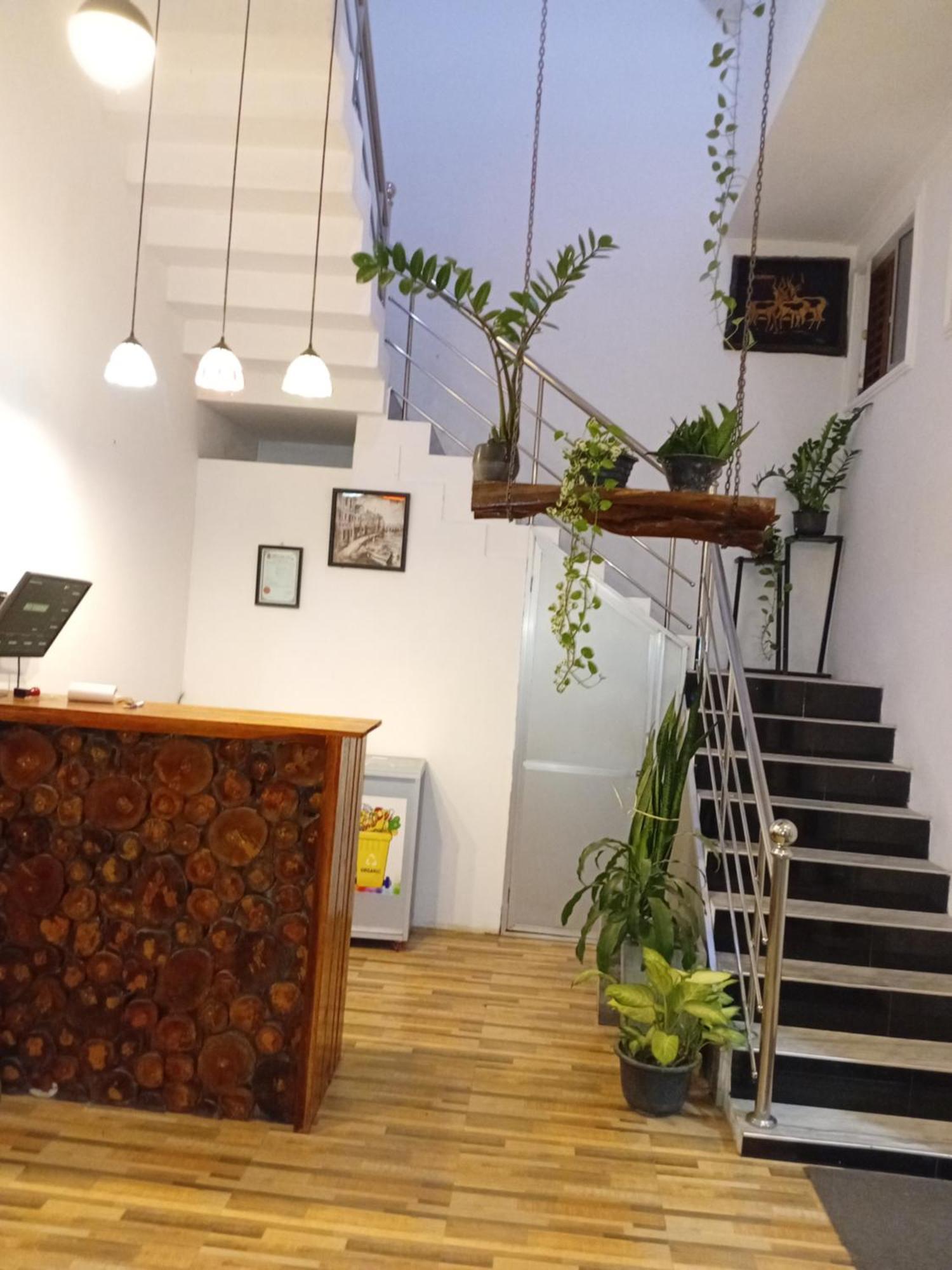 Villa Luxez Kalmunai Exteriör bild